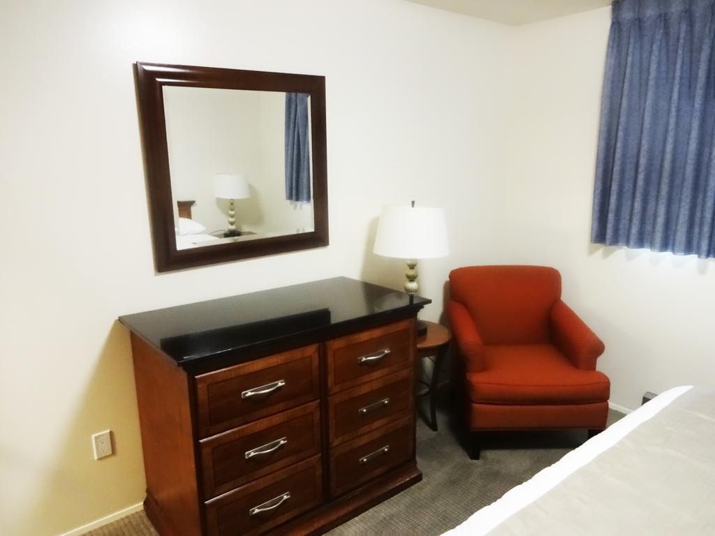 سياتل University Motel Suites الغرفة الصورة